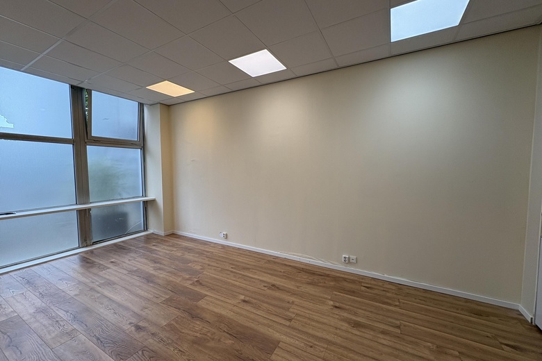 BedrijfsruimteaanNeutronstraat 7 8<br/> inGroningen