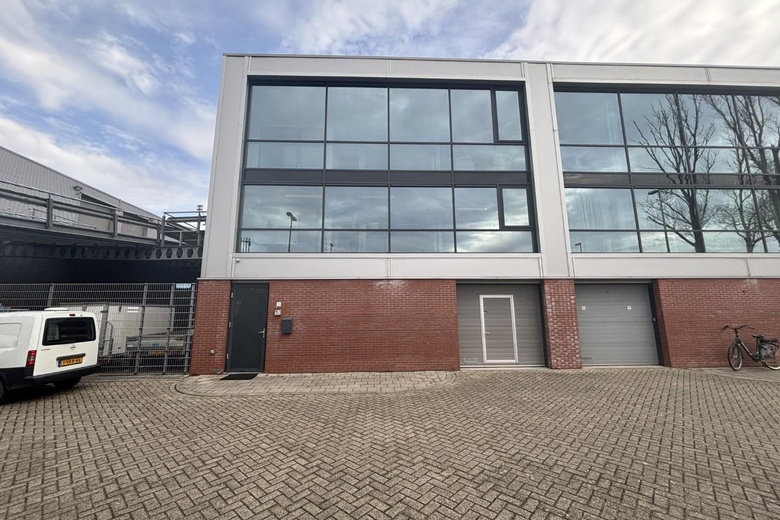 Bekijk foto 1 van Einthovenstraat 5