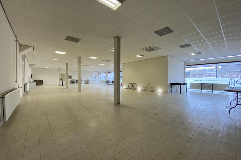 WinkelruimteaanMarktplein 12<br/> inGeulle WinkelruimteaanMarktplein 12<br/> inGeulle