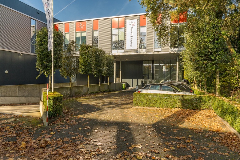 BedrijfsruimteaanAmperestraat 4<br/> inNunspeet BedrijfsruimteaanAmperestraat 4<br/> inNunspeet