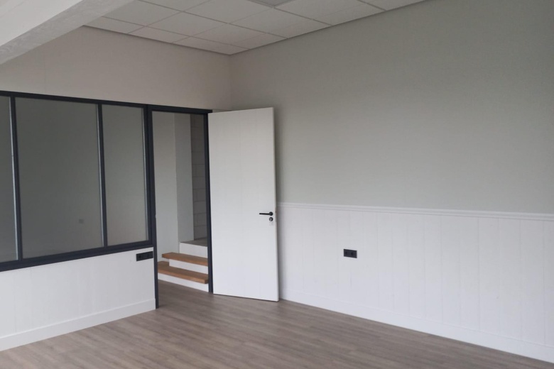 BedrijfsruimteaanStoofweg 38<br/> inOuddorp BedrijfsruimteaanStoofweg 38<br/> inOuddorp