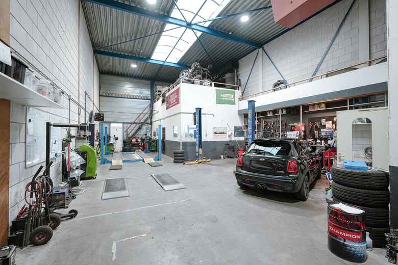 BedrijfsruimteaanOostwijk 1 A<br/> inUden