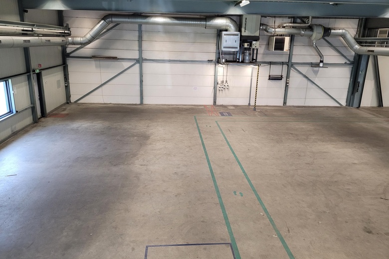 BedrijfsruimteaanDe Corantijn 28 F<br/> inZwaag BedrijfsruimteaanDe Corantijn 28 F<br/> inZwaag