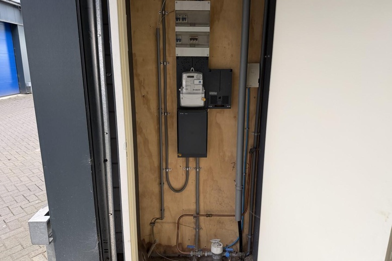 BedrijfsruimteaanKelvinring 72 d<br/> inAlblasserdam