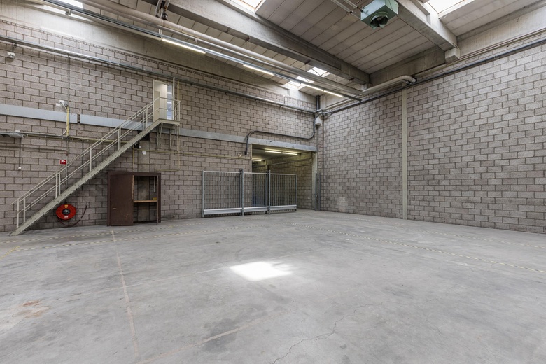 BedrijfsruimteaanZonnebaan 25 - 27<br/> inUtrecht