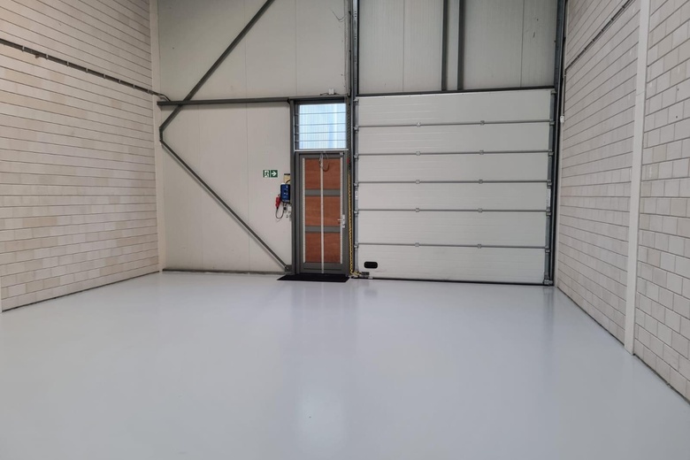 BedrijfsruimteaanZonnehorst 14<br/> inZutphen BedrijfsruimteaanZonnehorst 14<br/> inZutphen