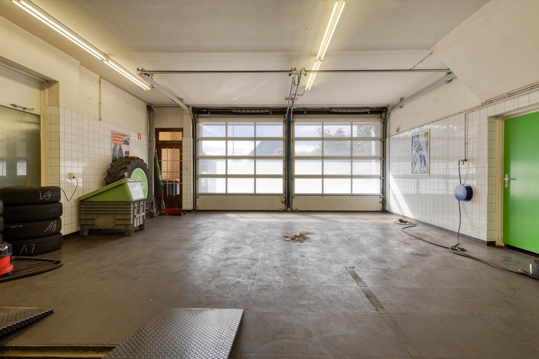 BedrijfsruimteaanCeintuurbaan 53 b<br/> inHuizen BedrijfsruimteaanCeintuurbaan 53 b<br/> inHuizen