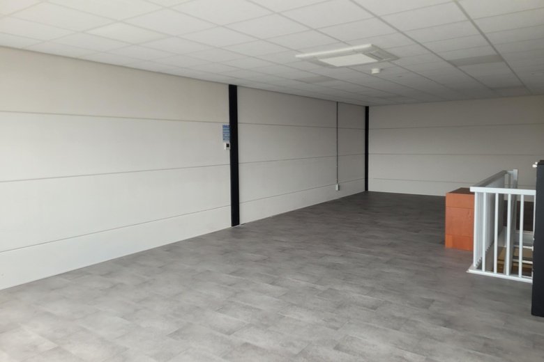 Bekijk foto 1 van Konijnenberg 193