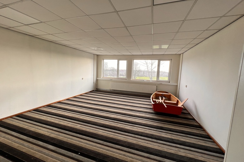 KantoorruimteaanSluisweg 11 a<br/> inLemmer KantoorruimteaanSluisweg 11 a<br/> inLemmer