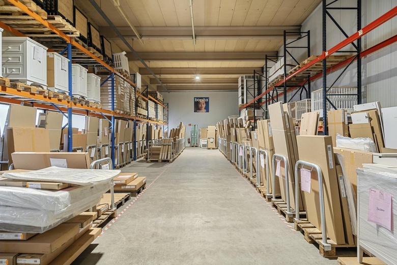 BedrijfsruimteaanIndustrieweg Oost 7<br/> inElst BedrijfsruimteaanIndustrieweg Oost 7<br/> inElst