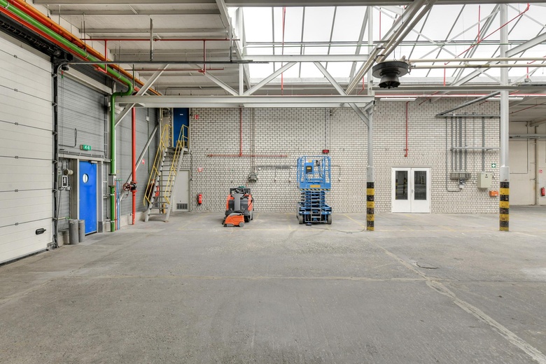 BedrijfsruimteaanIndustriedwarsweg 7<br/> inEtten-Leur BedrijfsruimteaanIndustriedwarsweg 7<br/> inEtten-Leur