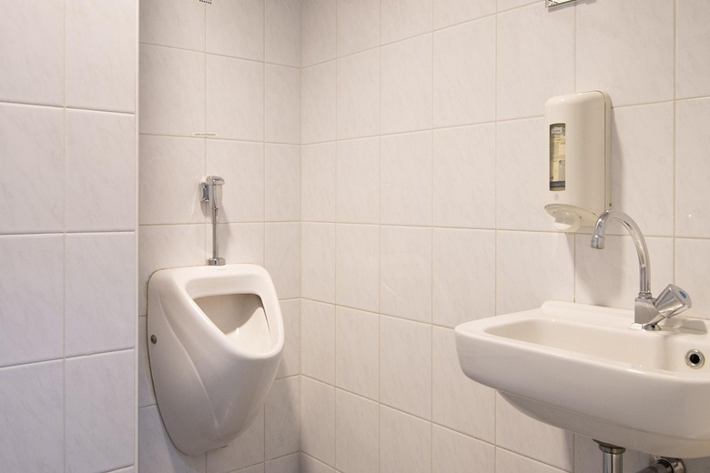 BedrijfsruimteaanTolboomweg 1<br/> inTerschuur