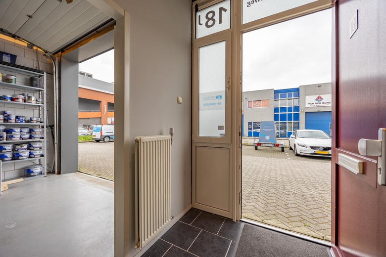 Bedrijfsruimteaan's-Gravenzandseweg 18 J<br/> inWateringen Bedrijfsruimteaan's-Gravenzandseweg 18 J<br/> inWateringen