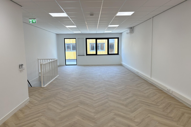 BedrijfsruimteaanDijnselburgerlaan 3 A 2<br/> inZeist