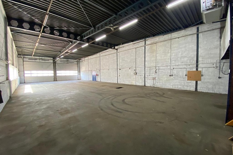 BedrijfsruimteaanA. Einsteinweg 11<br/> inAlphen aan den Rijn