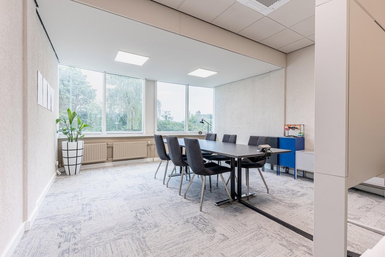 BedrijfsruimteaanBayeuxlaan 9<br/> inEindhoven BedrijfsruimteaanBayeuxlaan 9<br/> inEindhoven
