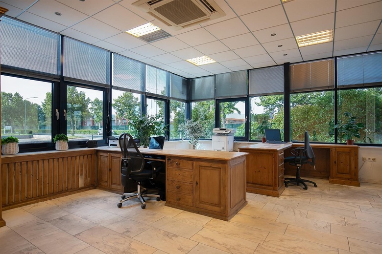 BedrijfsruimteaanBeekerheide 10<br/> inBeek en Donk BedrijfsruimteaanBeekerheide 10<br/> inBeek en Donk