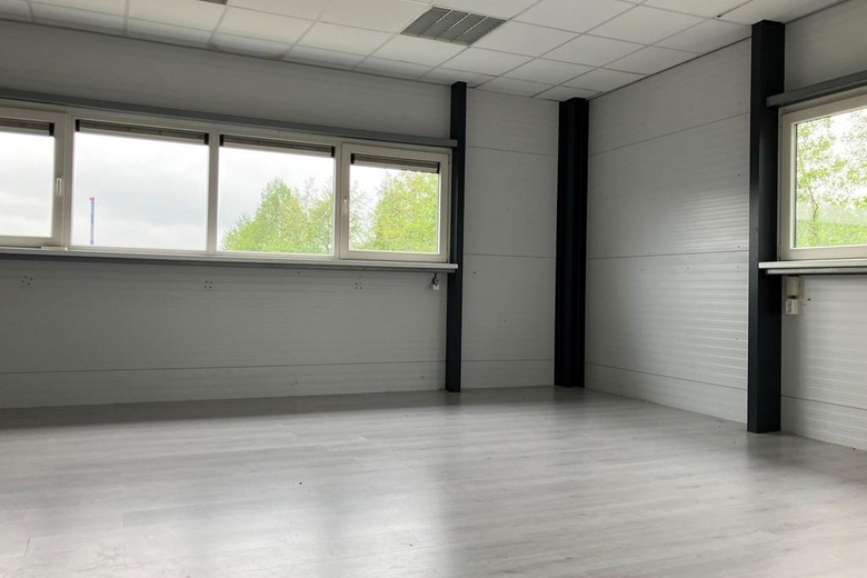 BedrijfsruimteaanEenspan 10 L<br/> inZeewolde