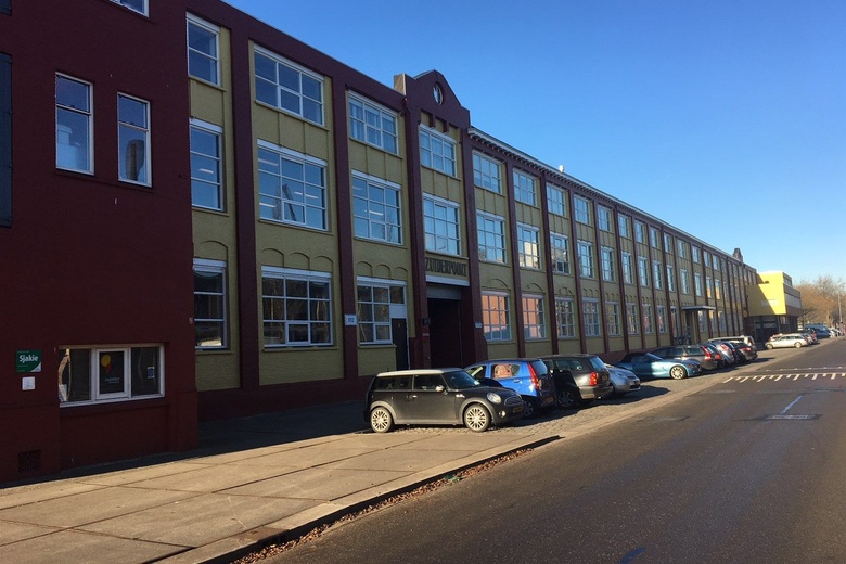 KantoorruimteaanPiekstraat 35<br/> inRotterdam KantoorruimteaanPiekstraat 35<br/> inRotterdam