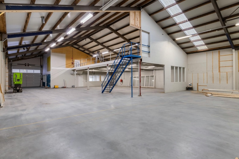 BedrijfsruimteaanZuidplasstraat 6<br/> inMoerkapelle