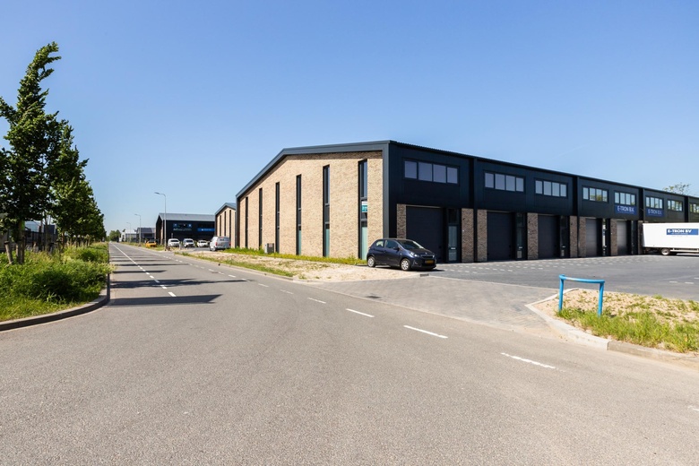 BedrijfsruimteaanDirk Verheulweg 2 B 8<br/> inWaddinxveen BedrijfsruimteaanDirk Verheulweg 2 B 8<br/> inWaddinxveen