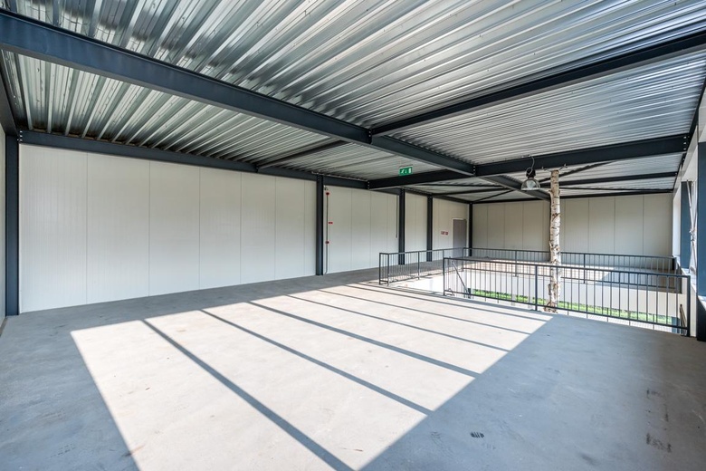 BedrijfsruimteaanBoezemweg 15<br/> inOude-Tonge