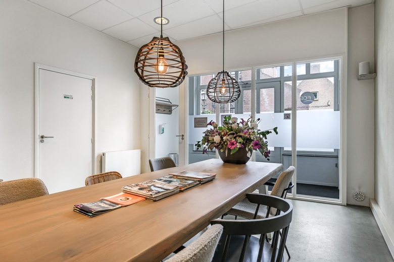 WinkelruimteaanKlinkerstraat 8<br/> inGrave