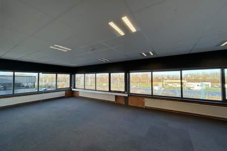KantoorruimteaanOosteinde 3<br/> inBarendrecht KantoorruimteaanOosteinde 3<br/> inBarendrecht