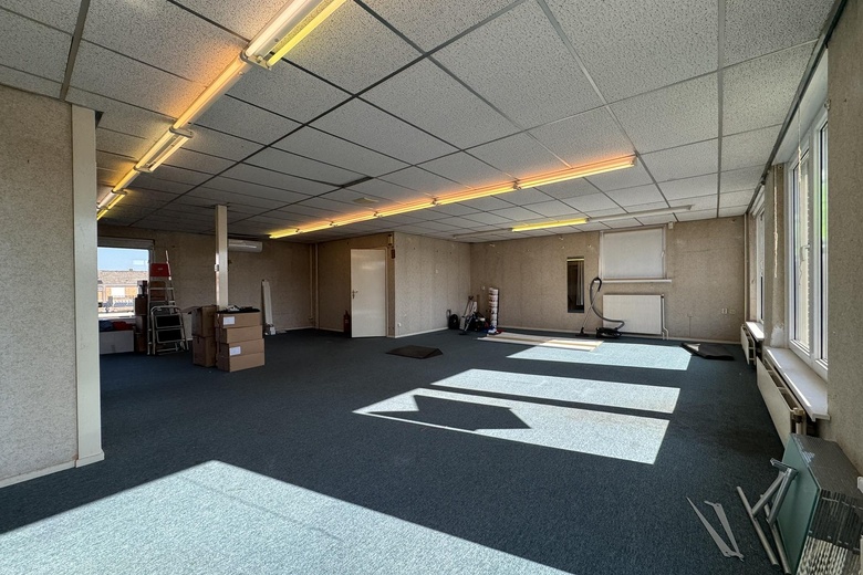 WinkelruimteaanBurgemeester van Baarstraat 34<br/> inVolendam WinkelruimteaanBurgemeester van Baarstraat 34<br/> inVolendam
