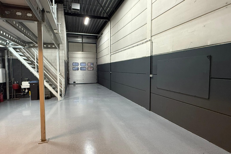 BedrijfsruimteaanAventurijn 228<br/> inDordrecht