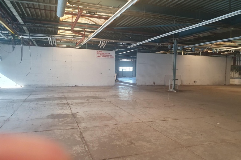 BedrijfsruimteaanBredaseweg 14<br/> inTerheijden BedrijfsruimteaanBredaseweg 14<br/> inTerheijden
