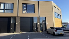 Bedrijfsruimte te huur Dordrecht - Olivijn 541
