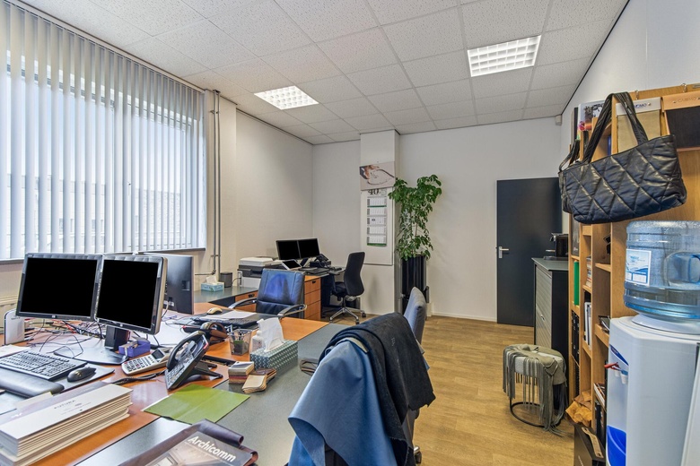 BedrijfsruimteaanZanddonkweg 6<br/> inWaalwijk BedrijfsruimteaanZanddonkweg 6<br/> inWaalwijk
