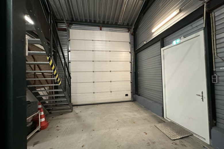 BedrijfsruimteaanRijksstraatweg 69<br/> inSleeuwijk BedrijfsruimteaanRijksstraatweg 69<br/> inSleeuwijk