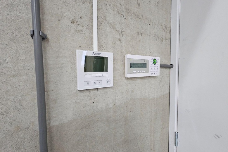 BedrijfsruimteaanSchepelstraat 47<br/> inRoermond BedrijfsruimteaanSchepelstraat 47<br/> inRoermond