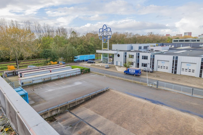 BedrijfsruimteaanZaalbergweg 9<br/> inLeiden BedrijfsruimteaanZaalbergweg 9<br/> inLeiden