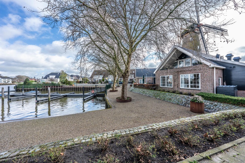 BedrijfsruimteaanKorenmolen 1<br/> inKrimpen aan den IJssel