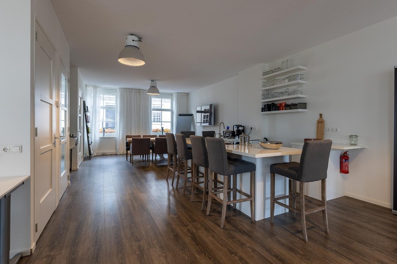 KantoorruimteaanZwaardklamp 7<br/> inHuizen KantoorruimteaanZwaardklamp 7<br/> inHuizen