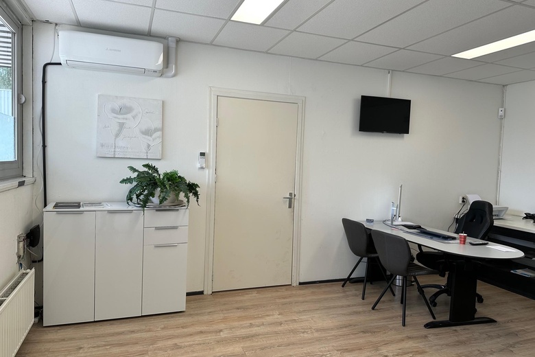 BedrijfsruimteaanScherpdeel 20 a<br/> inRoosendaal BedrijfsruimteaanScherpdeel 20 a<br/> inRoosendaal