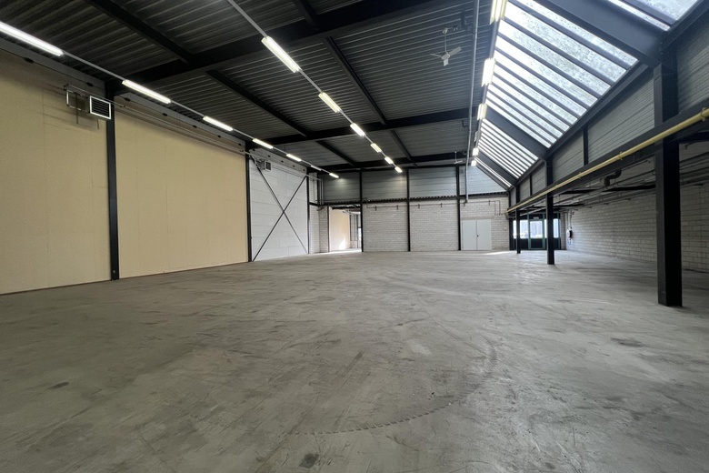 BedrijfsruimteaanStephensonweg 8<br/> inGorinchem BedrijfsruimteaanStephensonweg 8<br/> inGorinchem