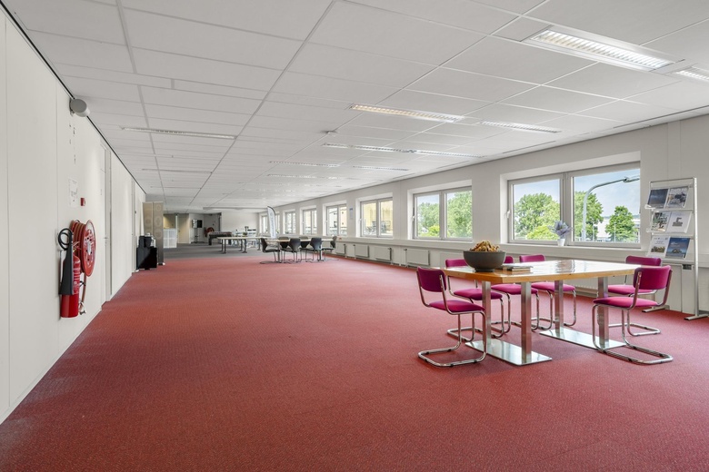 KantoorruimteaanWestervoortsedijk 73 GE<br/> inArnhem KantoorruimteaanWestervoortsedijk 73 GE<br/> inArnhem