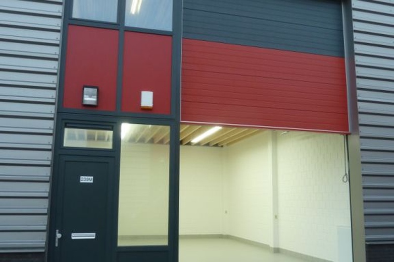 BedrijfsruimteaanAalsmeerderweg 239 P<br/> inAalsmeer BedrijfsruimteaanAalsmeerderweg 239 P<br/> inAalsmeer