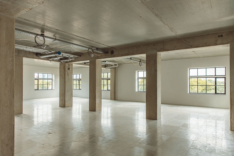 KantoorruimteaanKarl Weisbardstraat 221 - 241<br/> inRotterdam