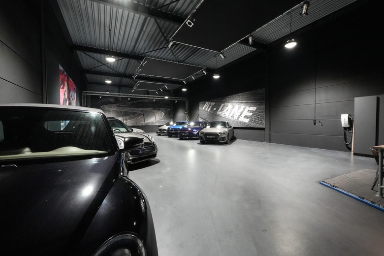 BedrijfsruimteaanGulberg 43 A<br/> inNuenen BedrijfsruimteaanGulberg 43 A<br/> inNuenen