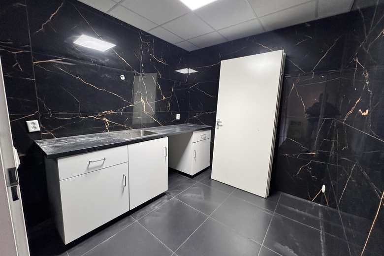 BedrijfsruimteaanMarkerkant 10 7 T<br/> inAlmere