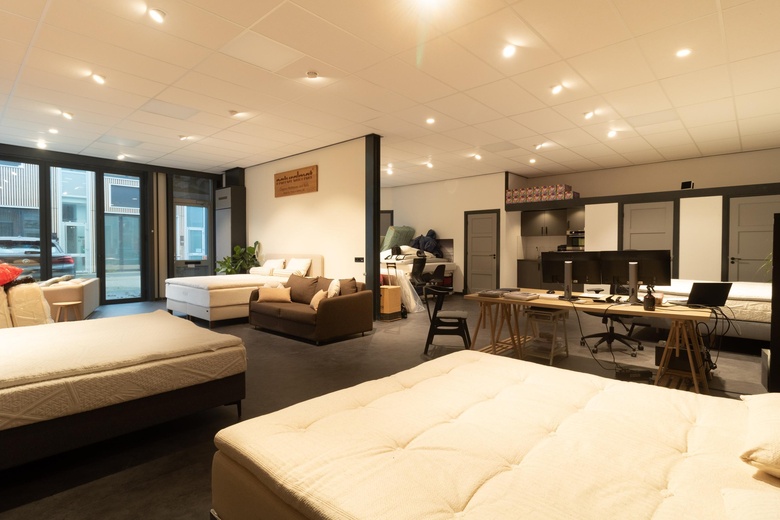 BedrijfsruimteaanIzaäk Enschedéweg 42<br/> inHaarlem