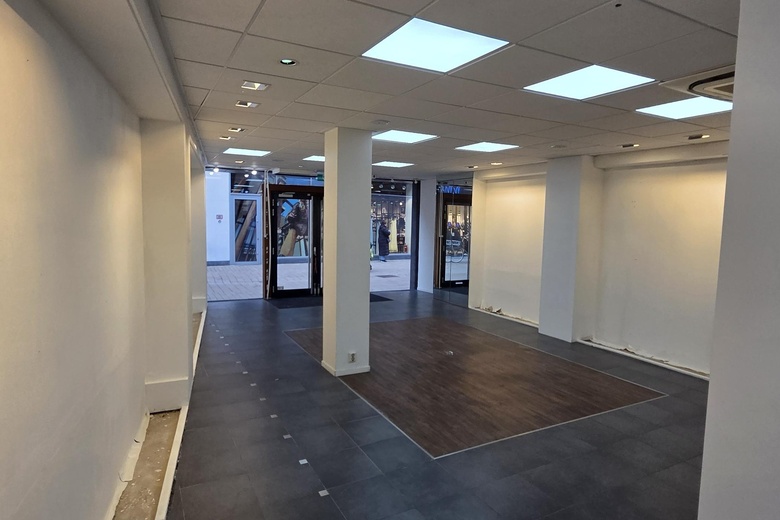 WinkelruimteaanHeuvelstraat 17 a<br/> inTilburg