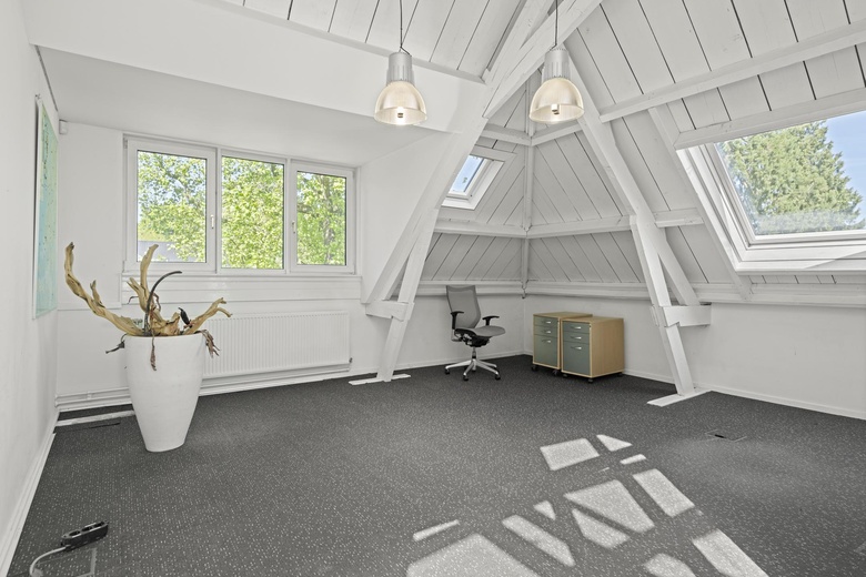 KantoorruimteaanArnhemsestraatweg 8<br/> inVelp