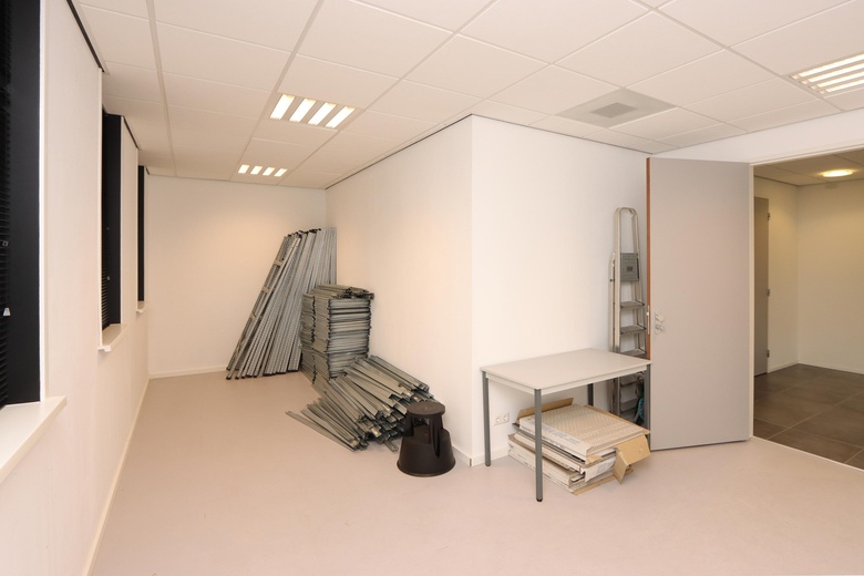 BedrijfsruimteaanDe Striptekenaar 76<br/> inAlmere BedrijfsruimteaanDe Striptekenaar 76<br/> inAlmere