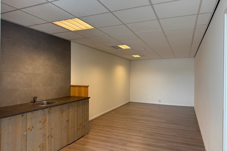KantoorruimteaanDirck Uytenboogaertstraat 5<br/> inZwijndrecht